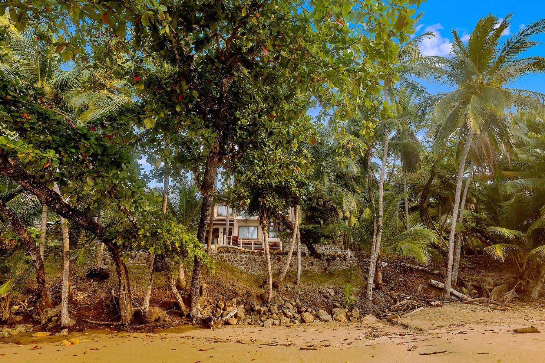 Ocean Front Palacio Tropical Villa Puntarenas Exterior photo